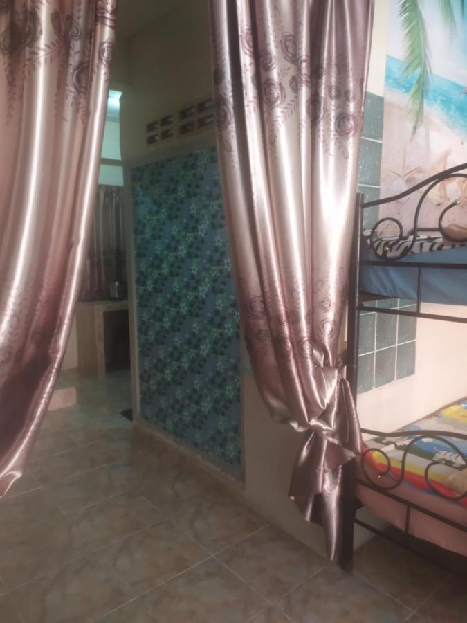 Artem'S Guesthouse Джомтьєн-Біч Екстер'єр фото