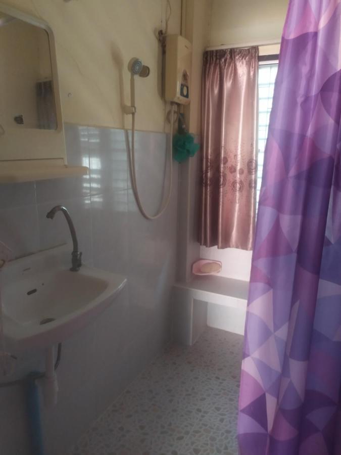 Artem'S Guesthouse Джомтьєн-Біч Екстер'єр фото